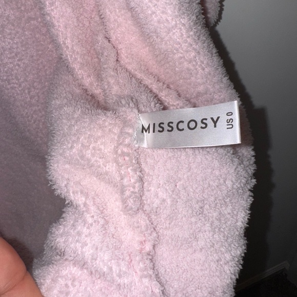 MissCosy Robe - Picture 3 of 4